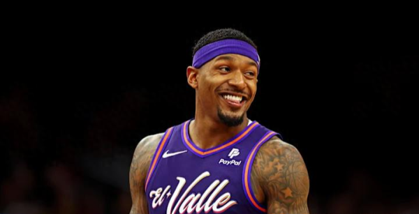 Los Angeles Clippers ký hợp đồng hai năm với người bảo vệ Bradley Bill